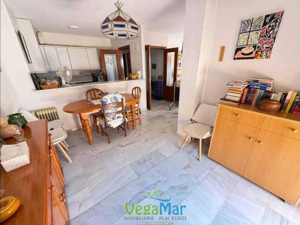 Wohnung 70 m² in Almuñécar