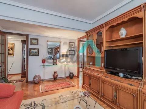 Piso de 75 m² en Oviedo