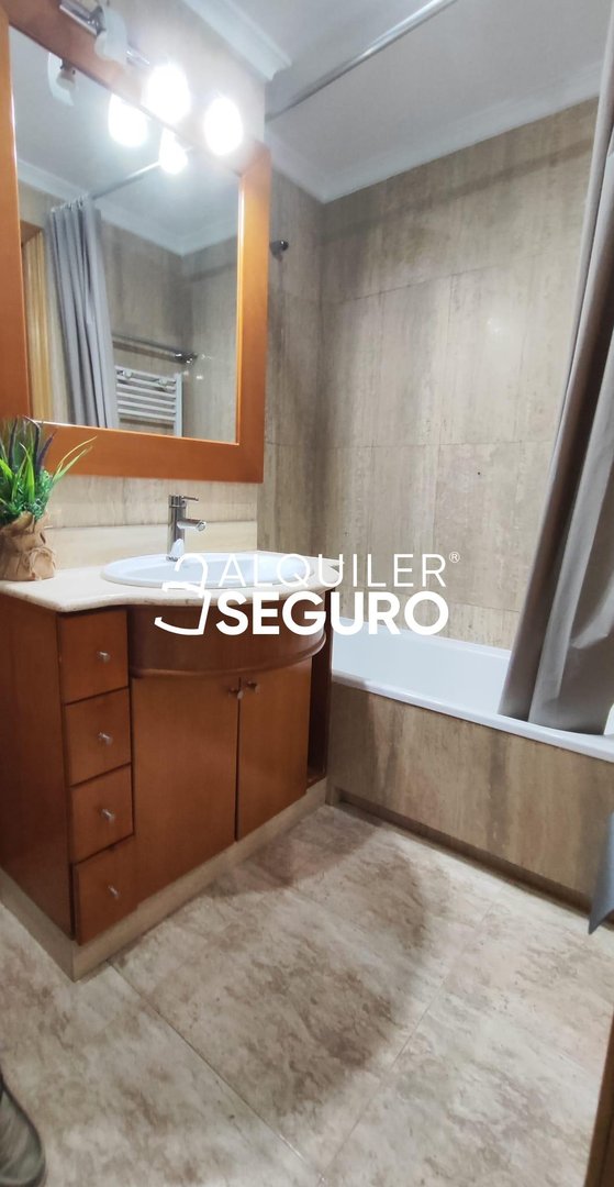 Wohnung 85 m² in Valencia