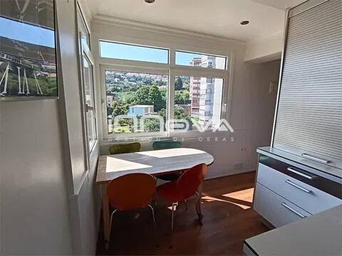 Piso de 240 m² en Poio
