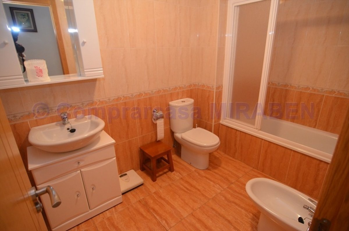 Piso de 90 m² en Boiro