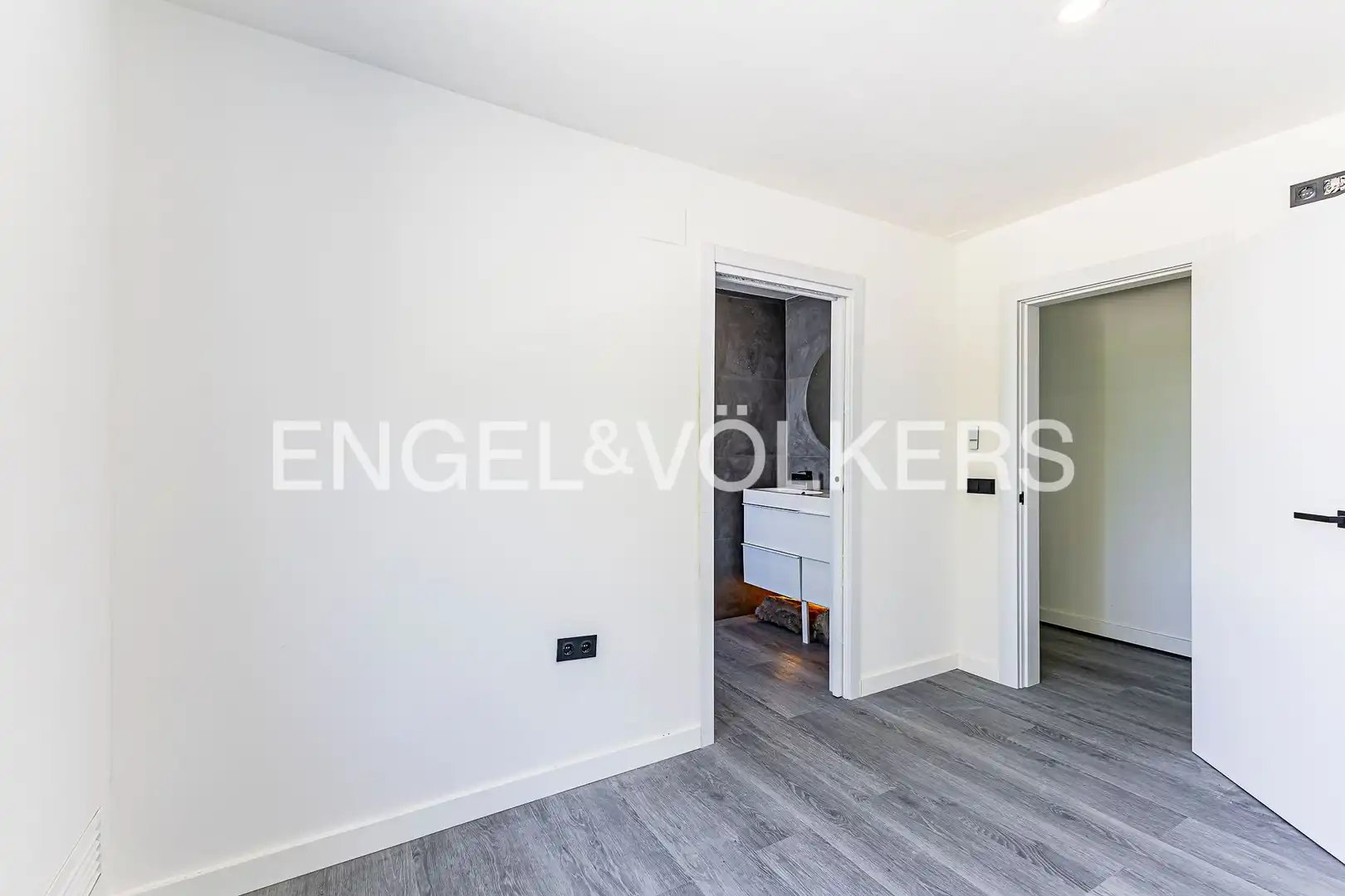 Casa 300 m² a Pallejà