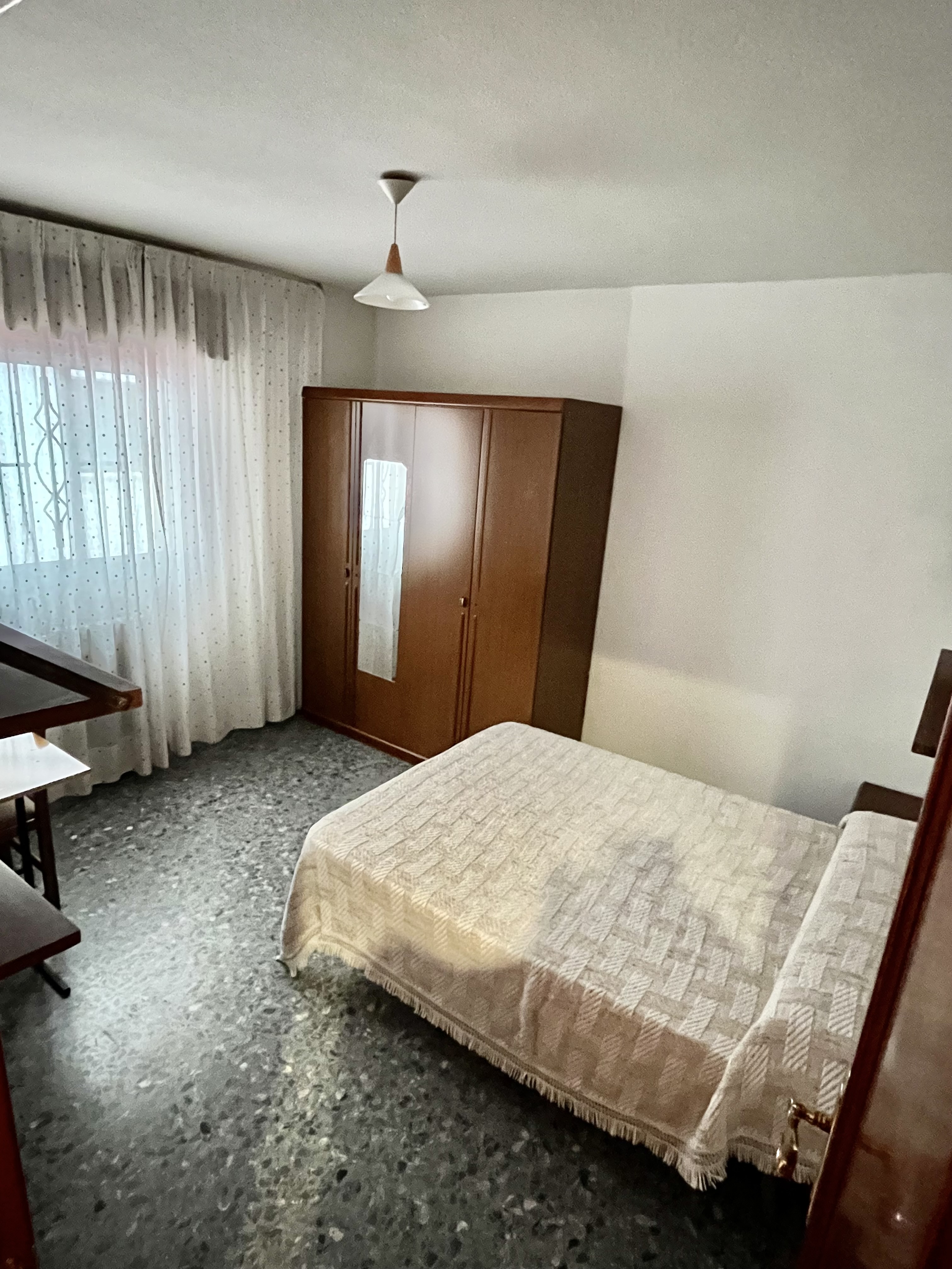 Habitación 206 m², Granada