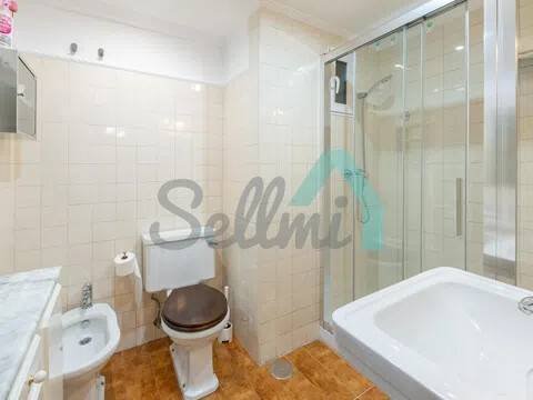 Piso de 96 m² en Oviedo