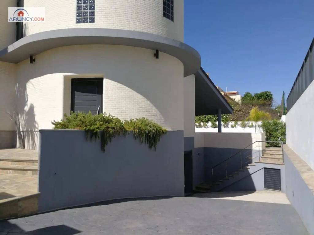 Casa de 550 m² en Dos Hermanas