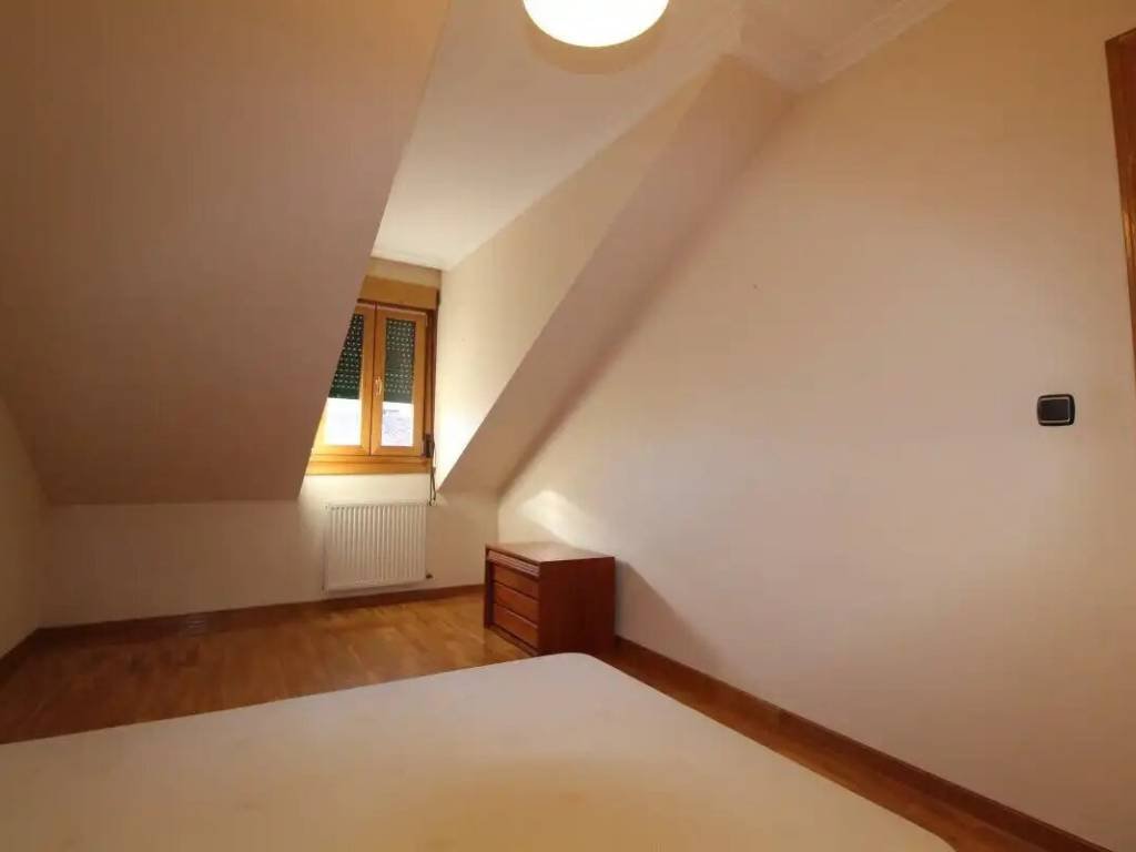 Piso de 60 m² en Oviedo