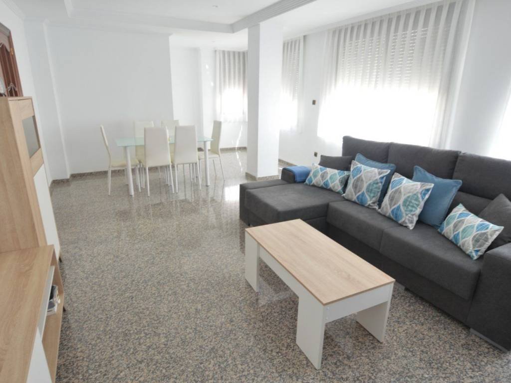 Piso de 120 m² en Elda