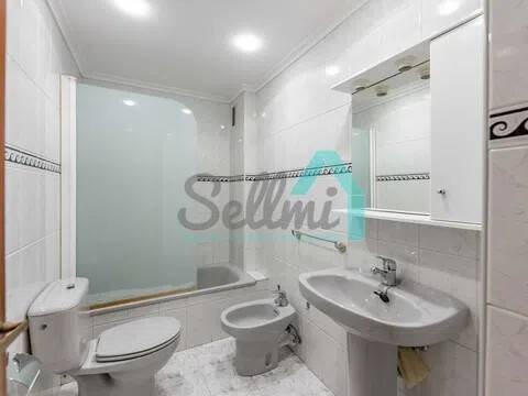 Piso de 55 m² en Oviedo