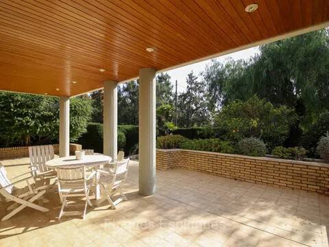 Casa de 619 m² en Esplugues de Llobregat