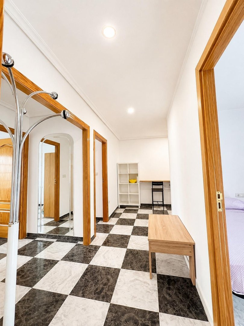 Habitación 95 m², Murcia