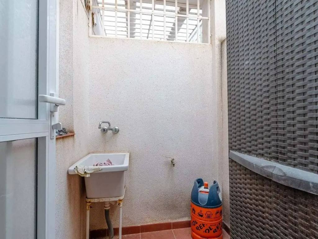Casa de 61 m² a Oriola