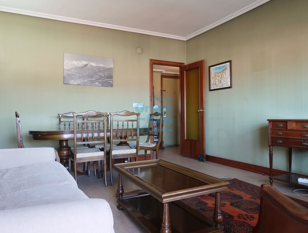 Pis de 95 m² a Sant Sebastià