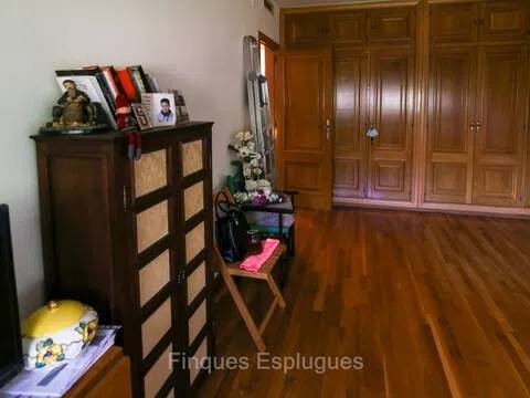 Casa de 619 m² en Esplugues de Llobregat