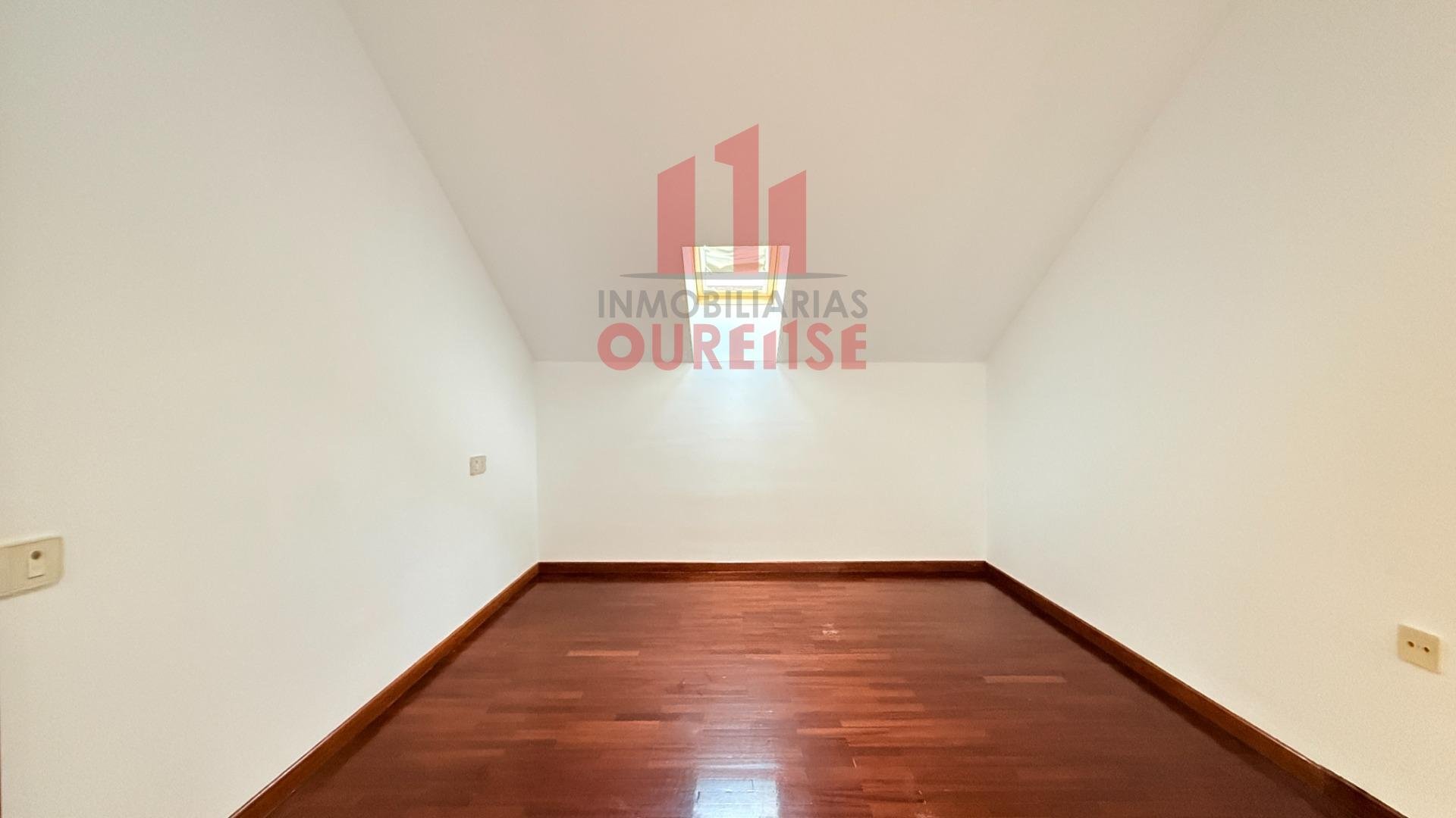 Appartement 82 m² à Ourense
