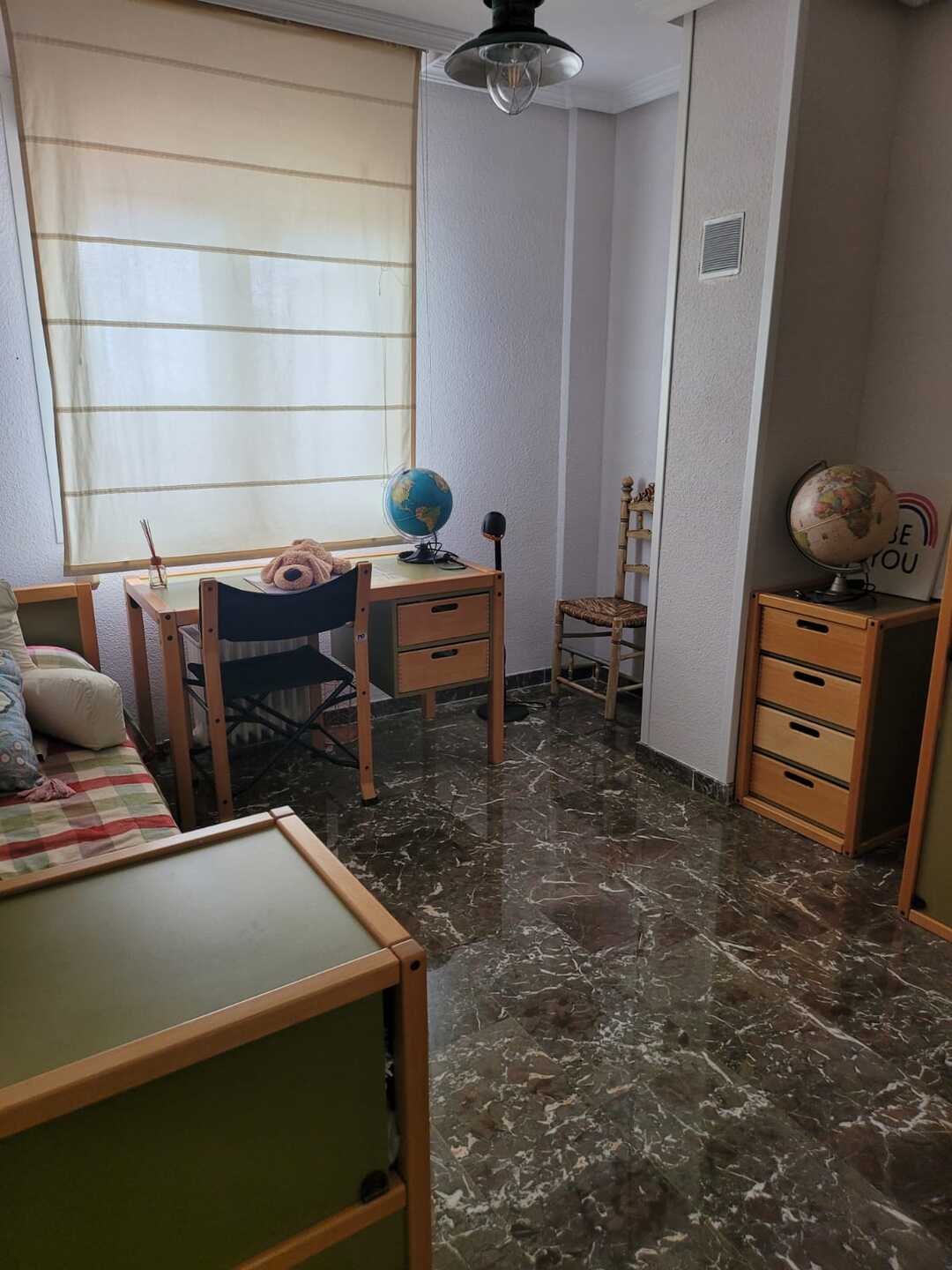Habitación 550 m², Jaén