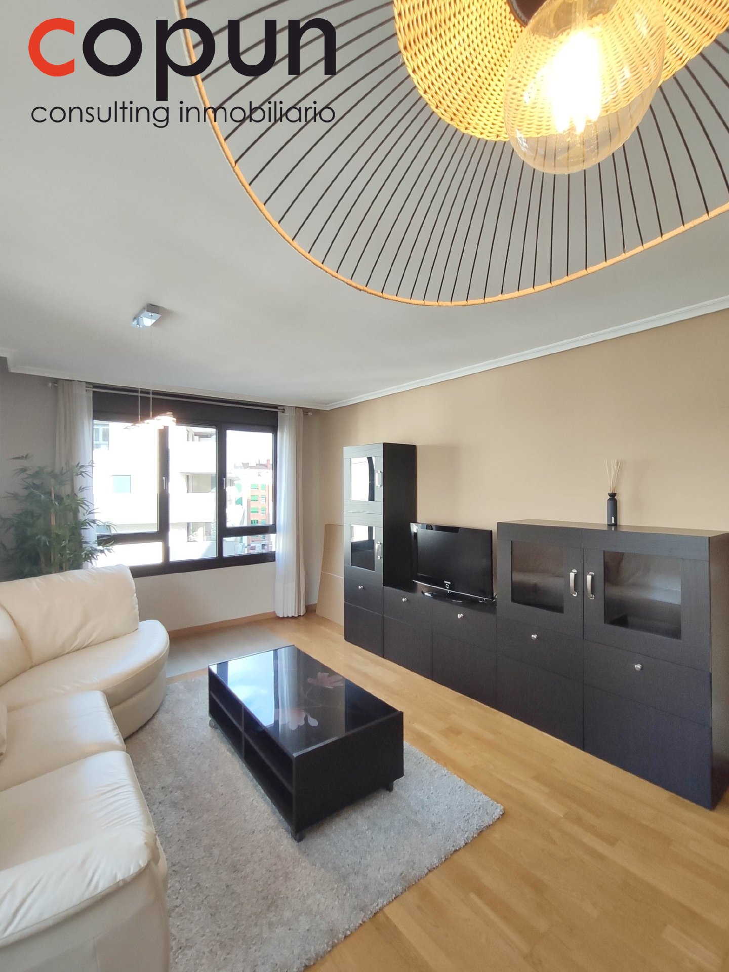 Piso de 80 m² en Oviedo