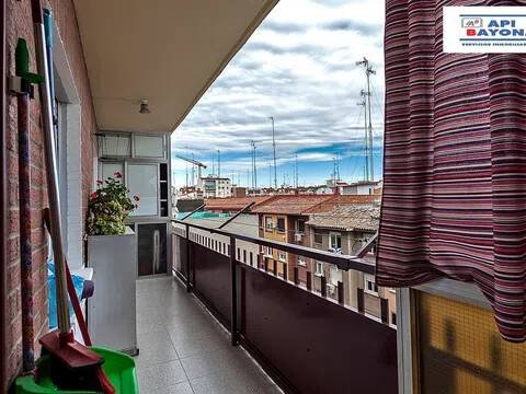 Piso de 90 m² en Zaragoza