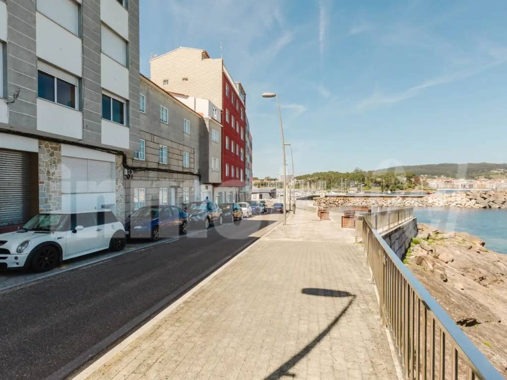 Piso de 100 m² en Sanxenxo