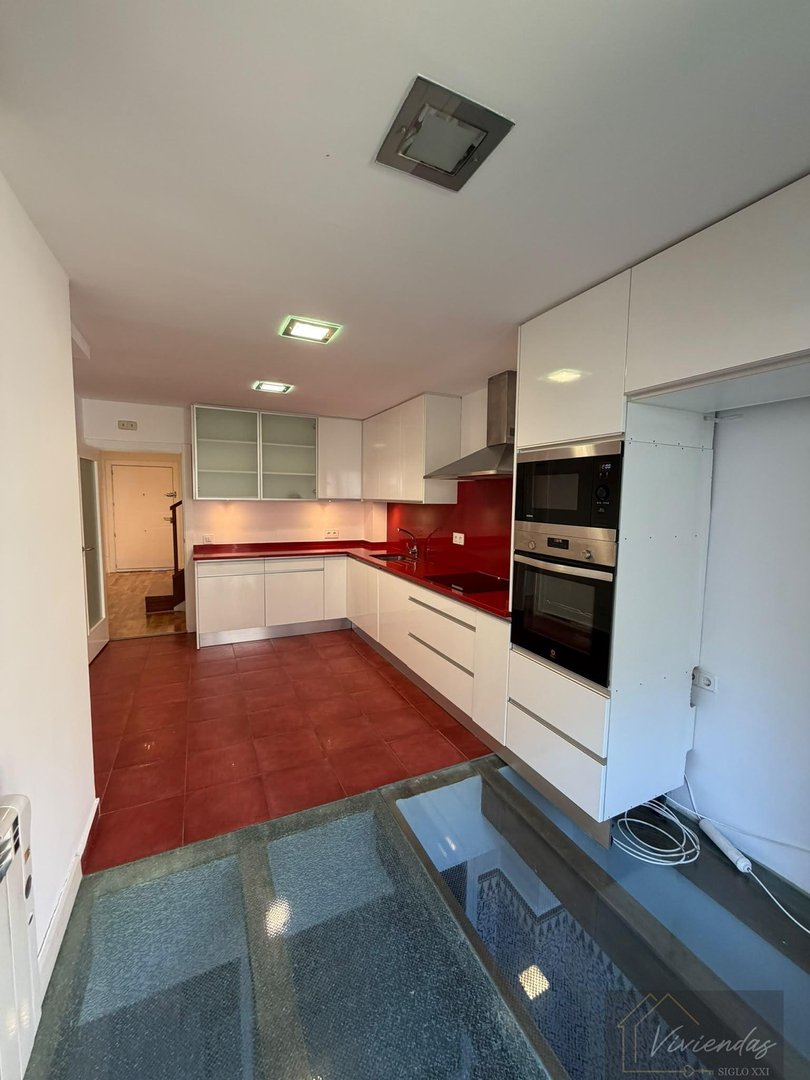 Casa de 380 m² a Pozuelo de Alarcón