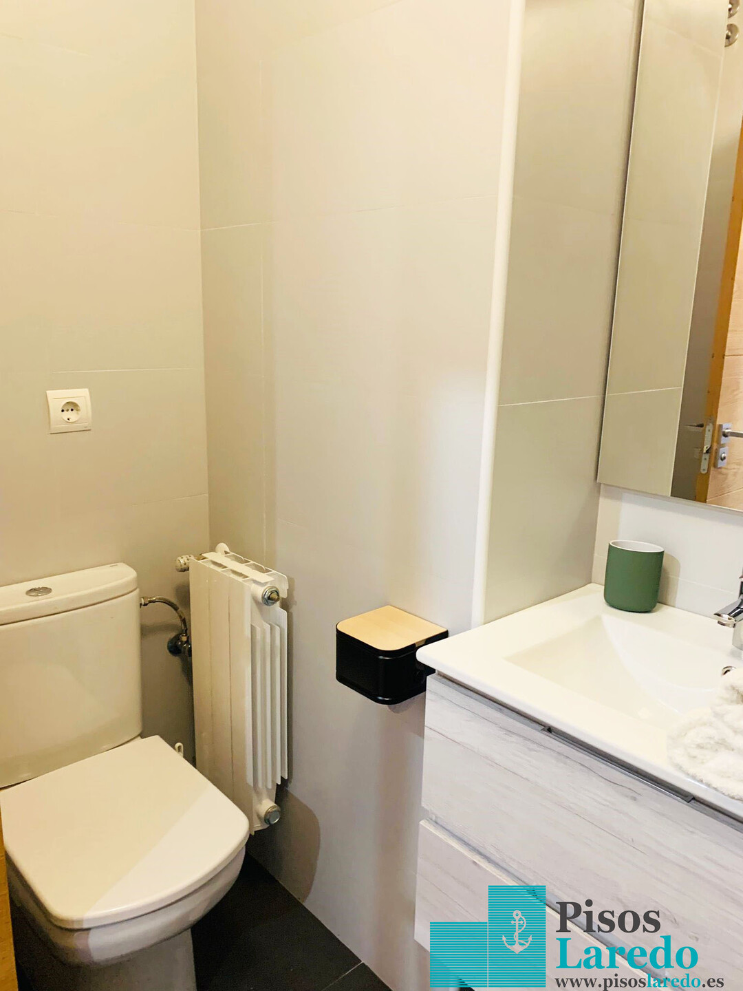 Piso de 80 m² en Laredo