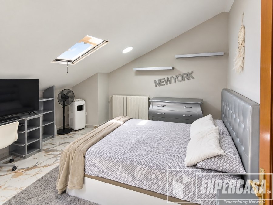 Piso de 128 m² en Manises