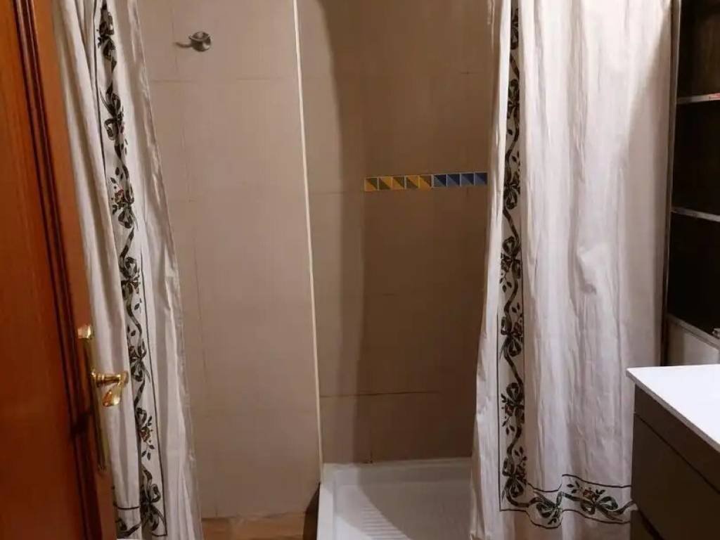 Pis de 80 m² a Còrdova