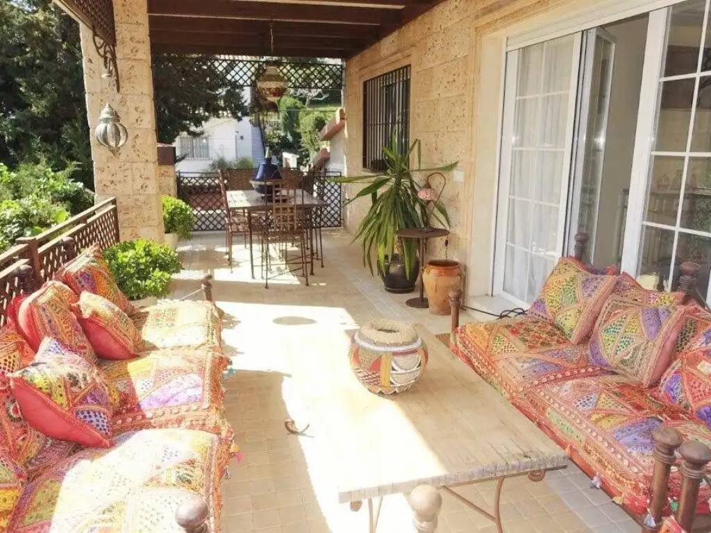 Casa de 180 m² en Marbella
