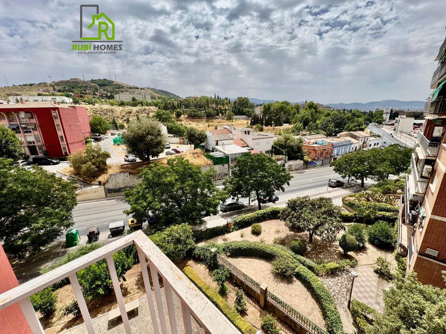 Piso de 90 m² en Granada