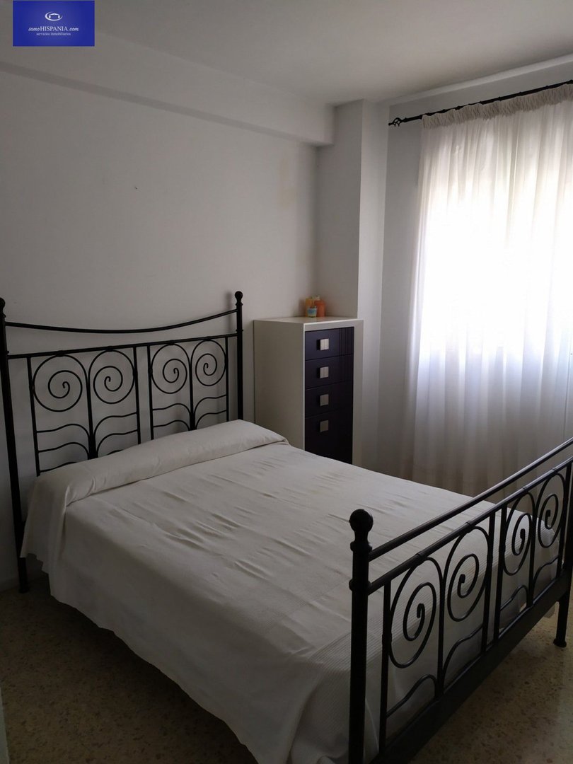 Piso de 80 m² en Cádiz