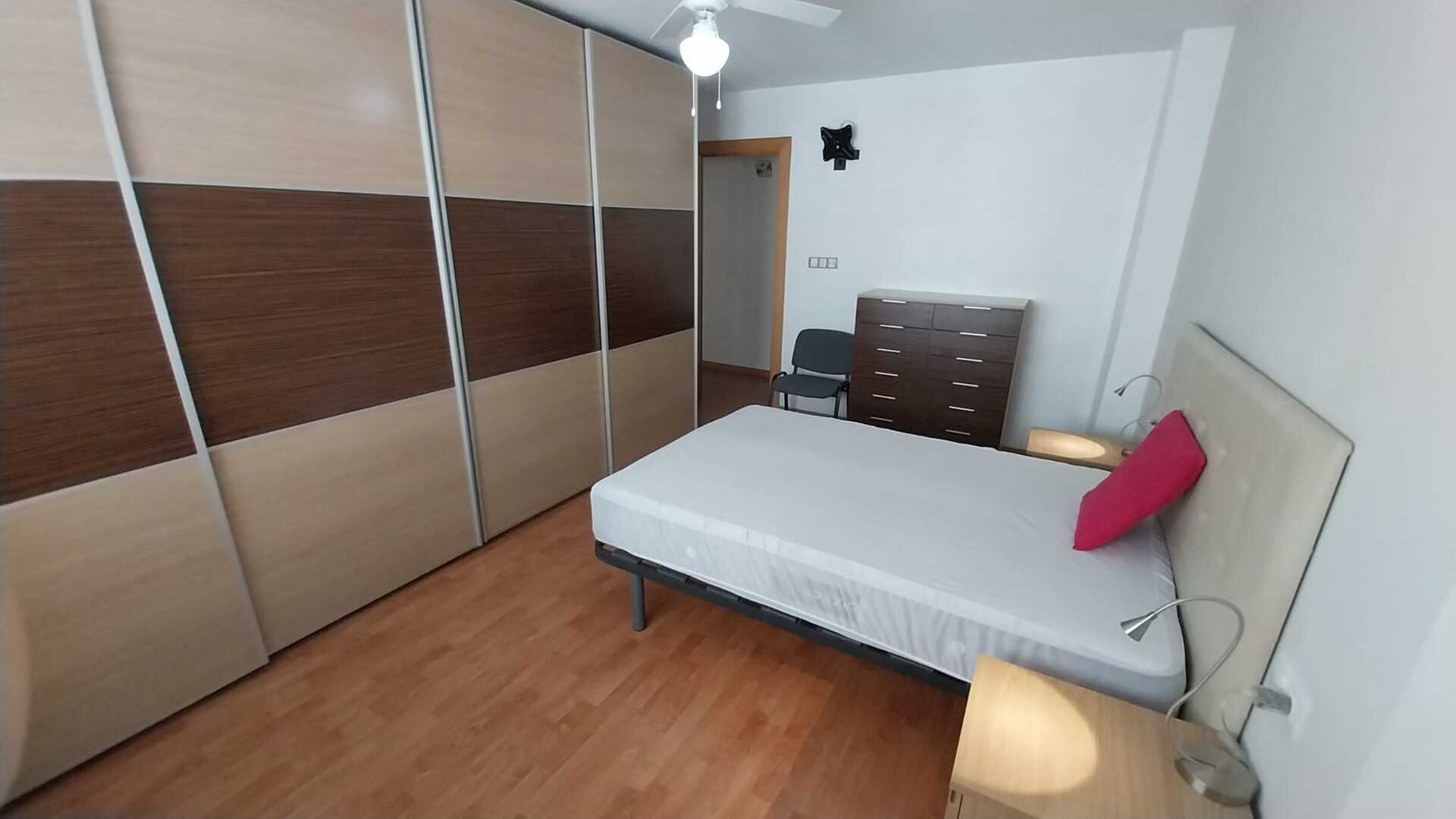 Piso de 86 m² en Granada