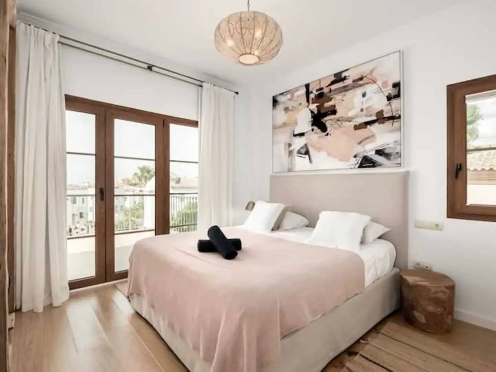 Casa de 180 m² en Estepona