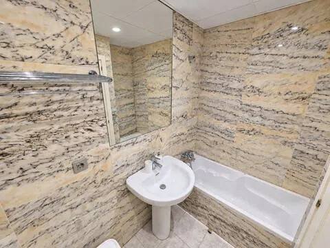 Flat 114 m² in Zaragoza