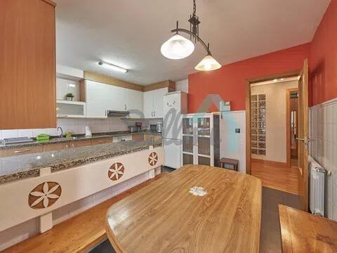 Piso de 132 m² en Oviedo