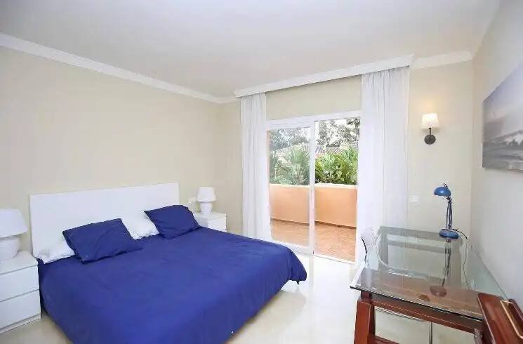Casa de 180 m² en Estepona