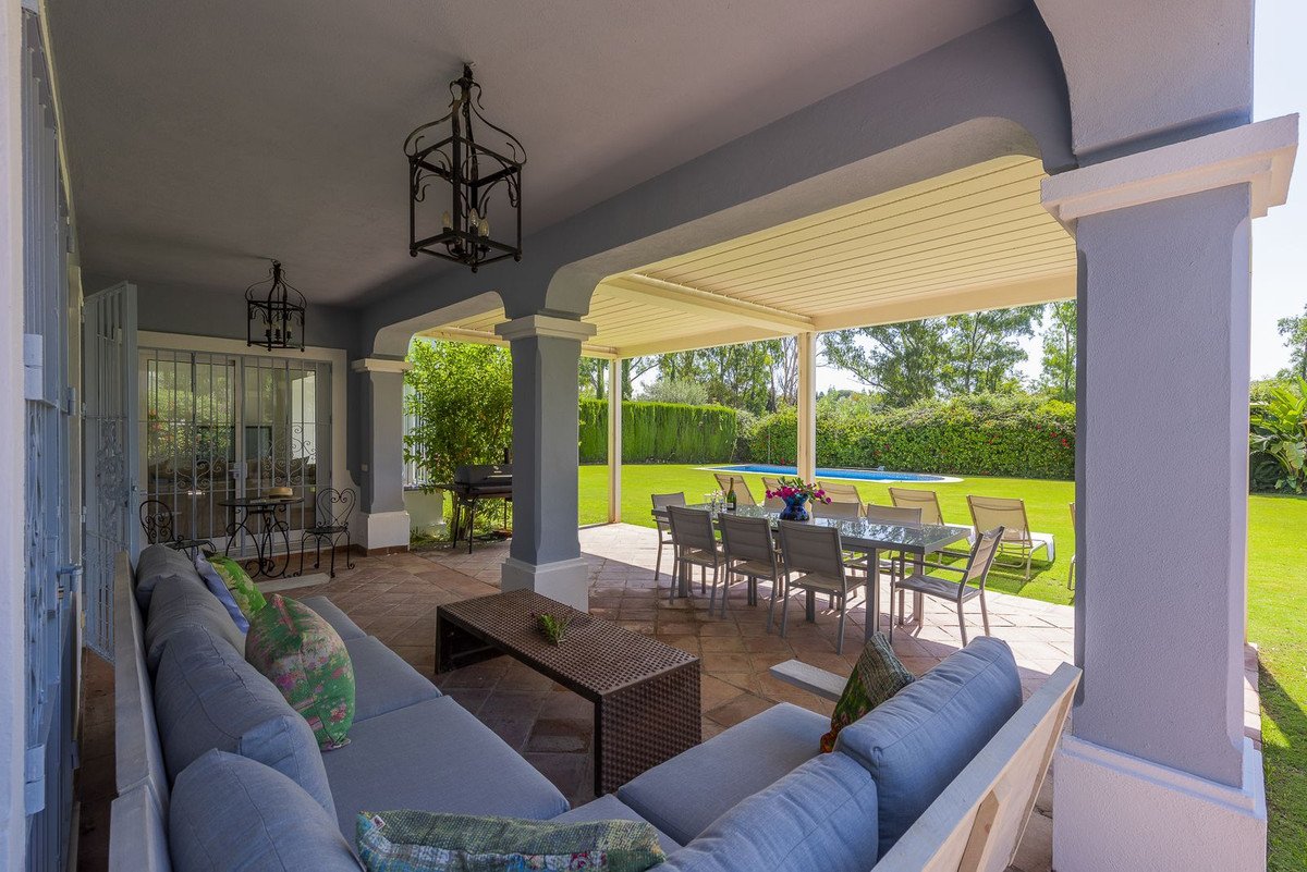 Casa de 319 m² en Estepona