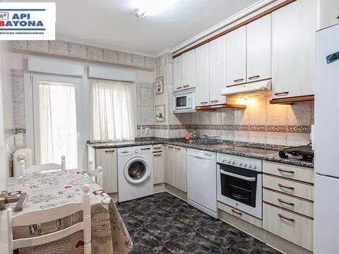Piso de 90 m² en Zaragoza