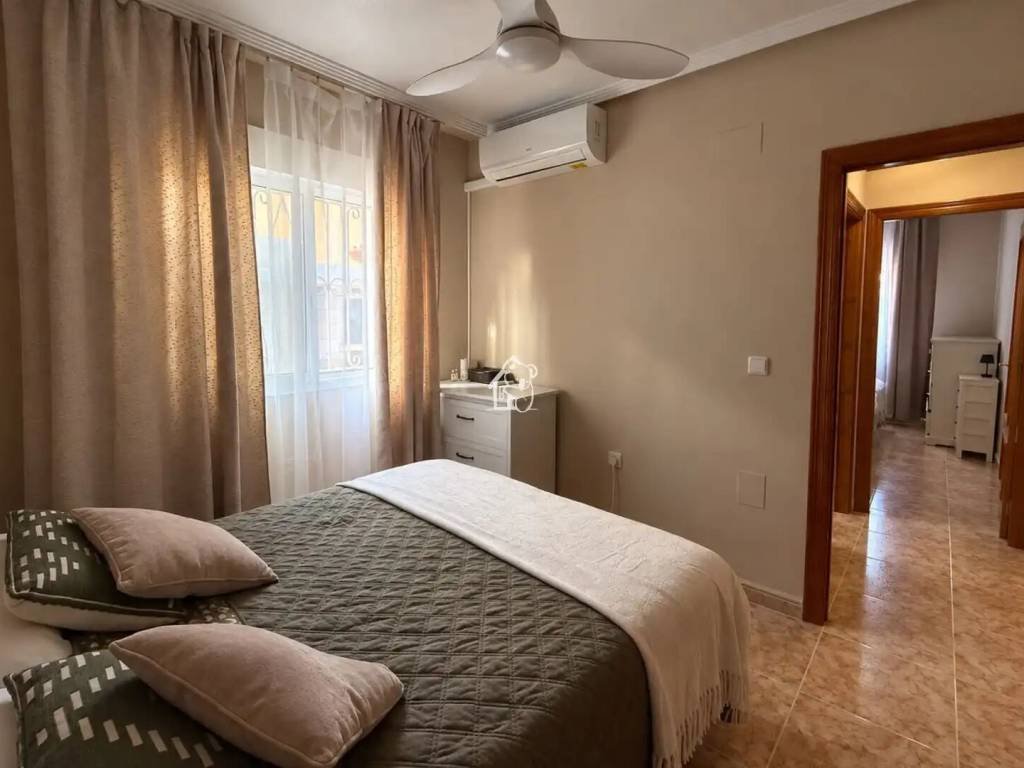 Casa de 85 m² a Oriola