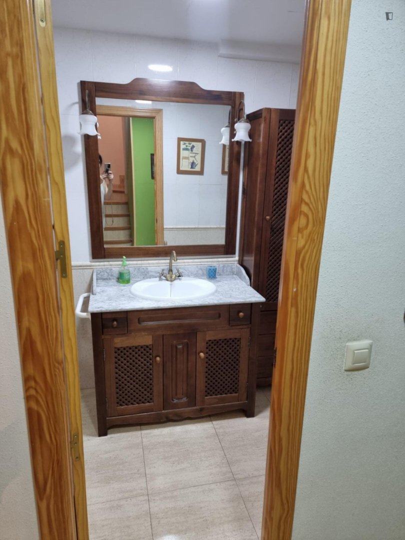 Habitació de lloguer, Colmenarejo