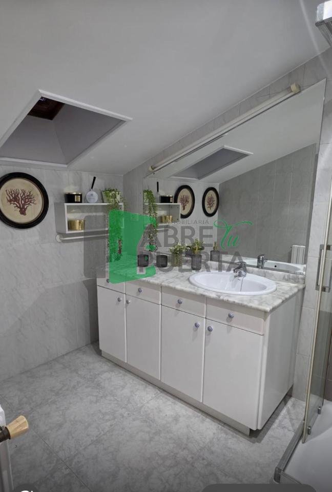 Habitación 150 m², Ourense
