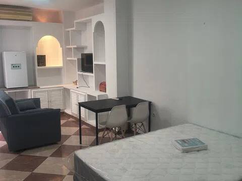 Habitación 250 m², Mairena del Aljarafe