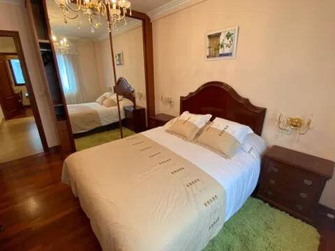 Piso de 103 m² en Santiago de Compostela