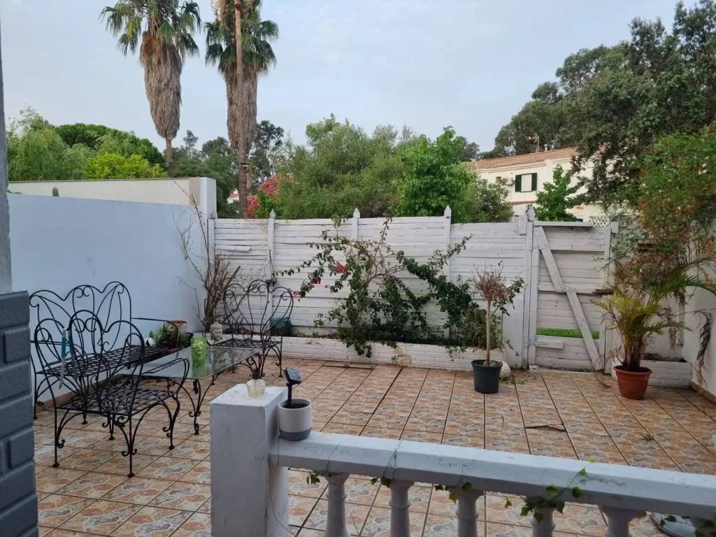 Casa de 130 m² en Los Barrios