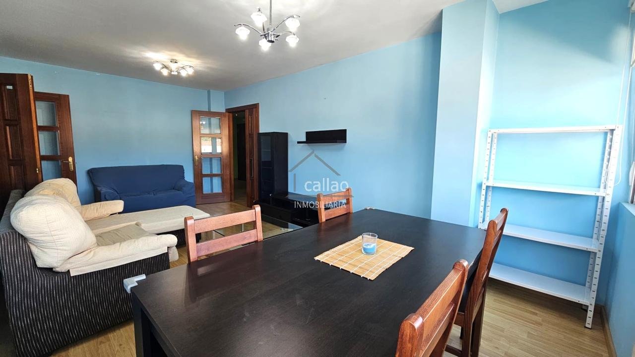 Piso de 85 m² en Narón