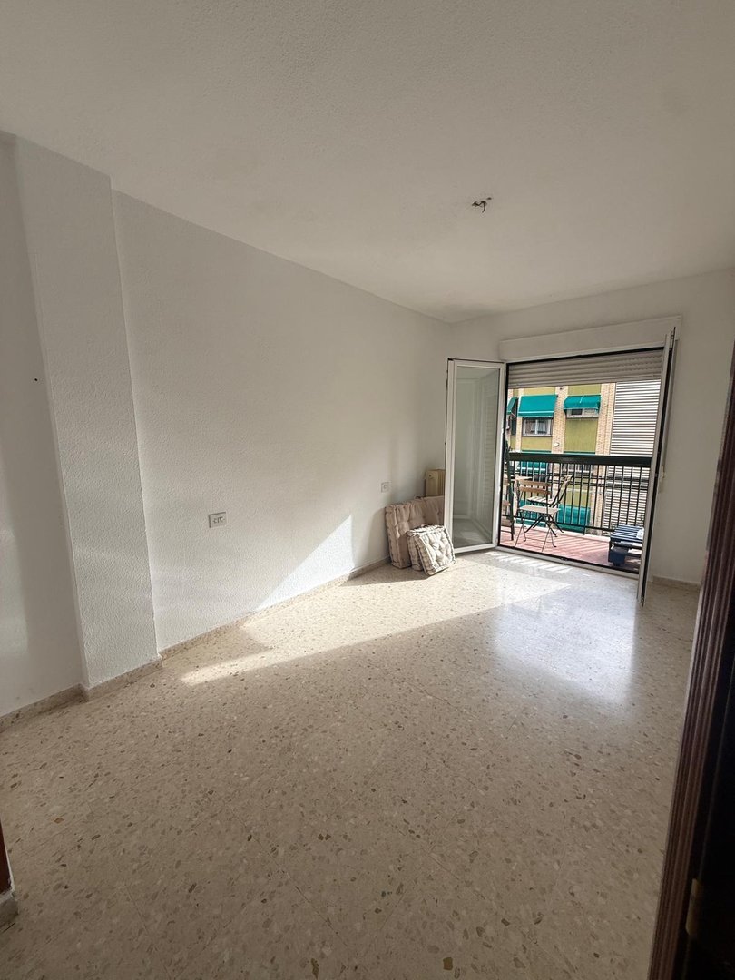 Wohnung 100 m² in Granada