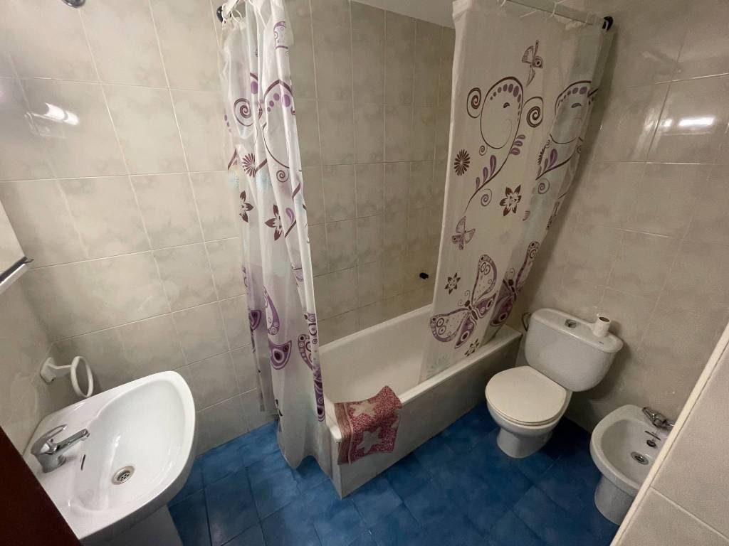 Habitación 120 m², Lérida