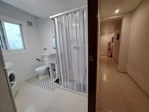 Zimmer 190 m², Valencia