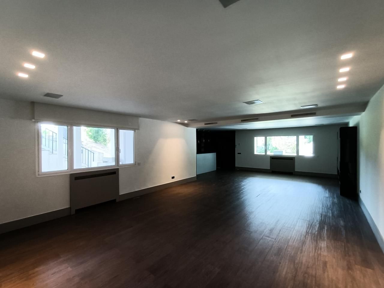 Casa de 1913 m² a Alcobendas