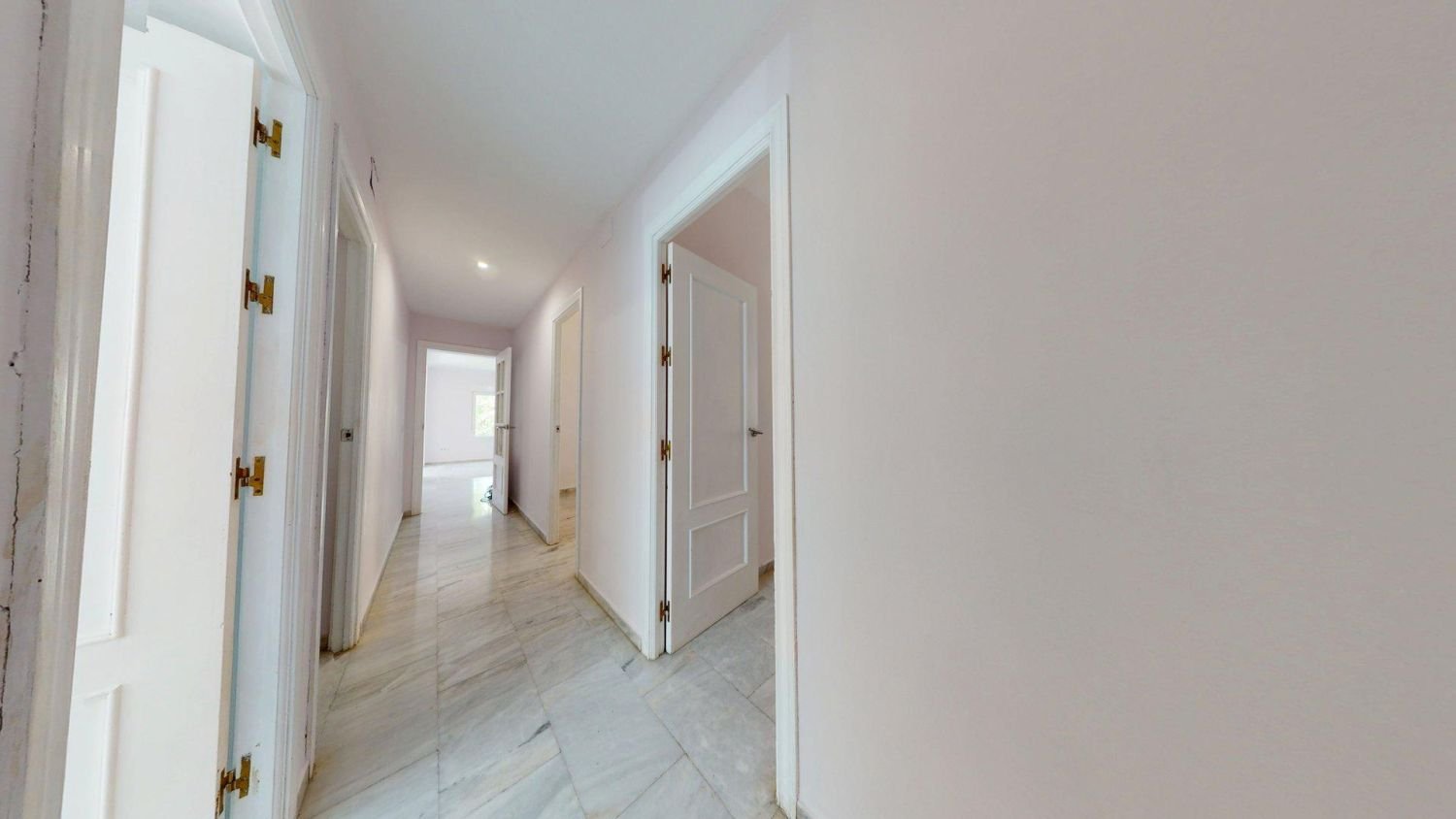 Haus 370 m² in Mairena del Aljarafe