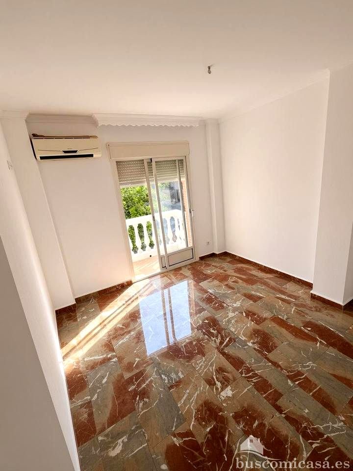 Casa de 94 m² en Mengíbar