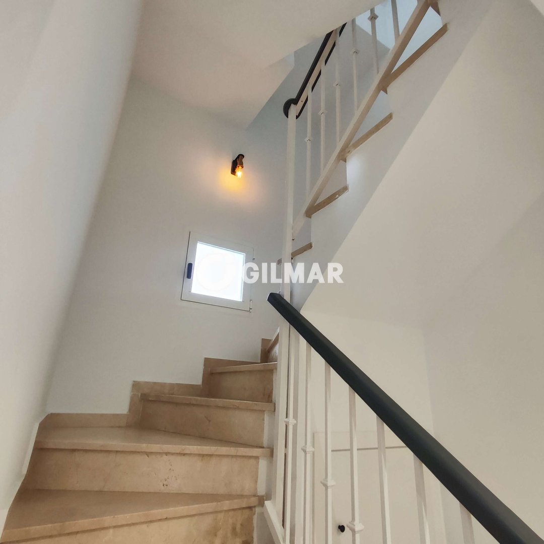 Casa de 220 m² en Estepona